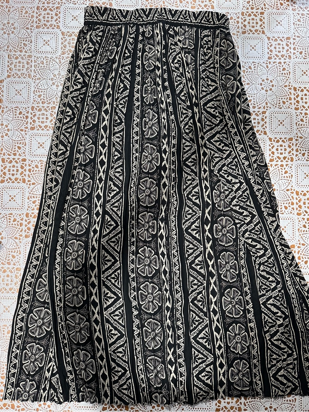 Preston & York Black White Tribal Maxi Skirt Boho Pull-On Size Medium